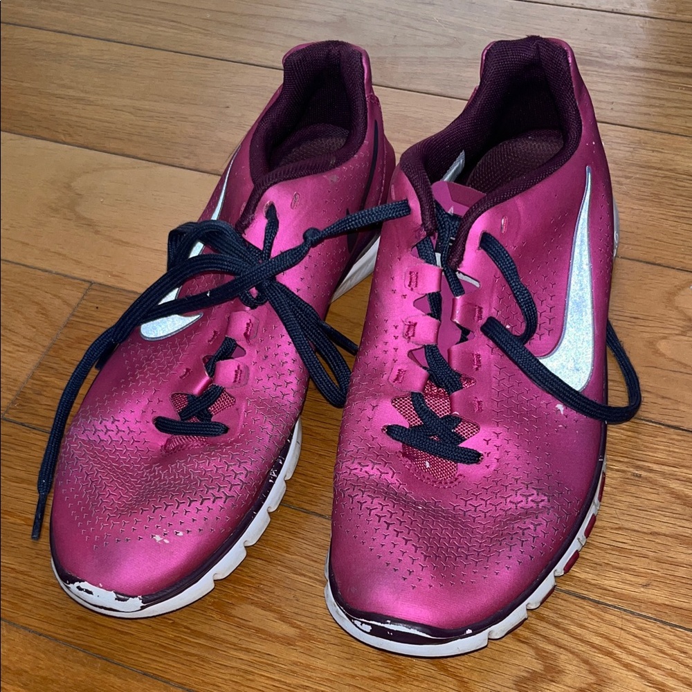 Nike Women's Pink Running 3.0 Shoes - Size 7.5
